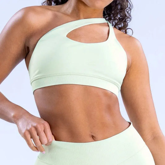 NCLAGEN Active Top – Asymmetrisch, elegant & perfekt fürs Workout. Stylisch, stützend & nahtlos. Rückenausschnitt & maximaler Komfort