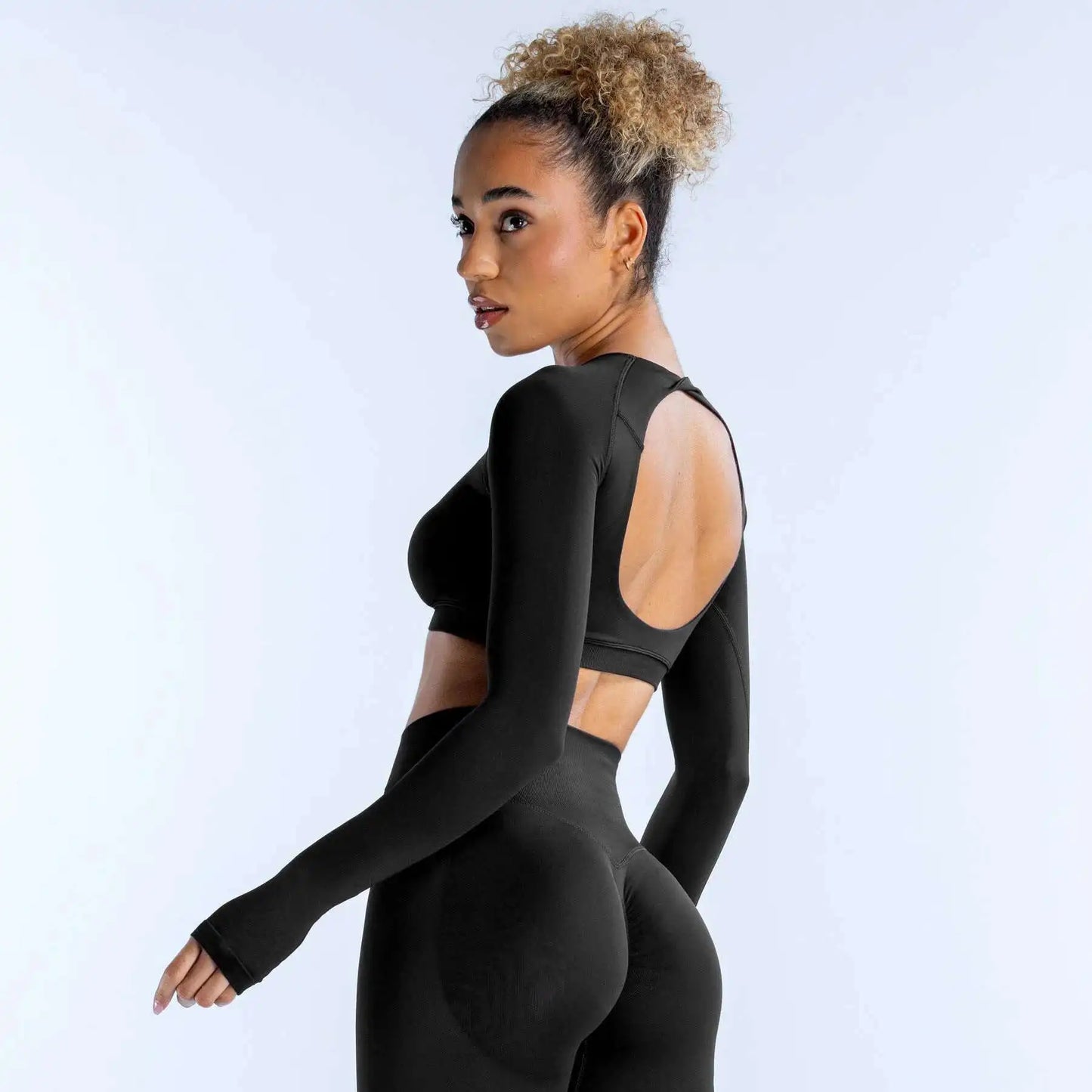 NCLAGEN Fitness Long Sleeve Top – Elegant, sportlich & perfekt fürs Workout. Figurbetont, atmungsaktiv & mit schönem Rücken